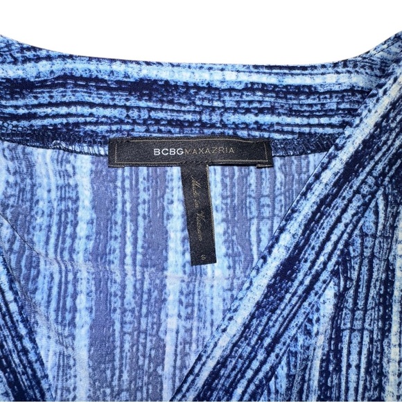 Women’s Faux Wrap Blue/White Sleeveless Dress - Size Small - Picture 2 of 7